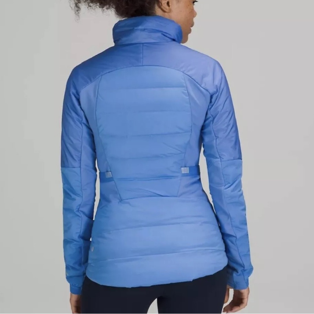 Lululemon Down For It Jacket Blue Nile sz.12 💙 - Picture 3 of 11